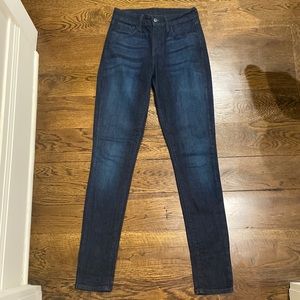 Levi’s Dark Wash Skinny Jeans